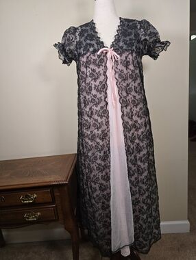 Vintage Pink Black Lace Chiffon Style Nightgown
